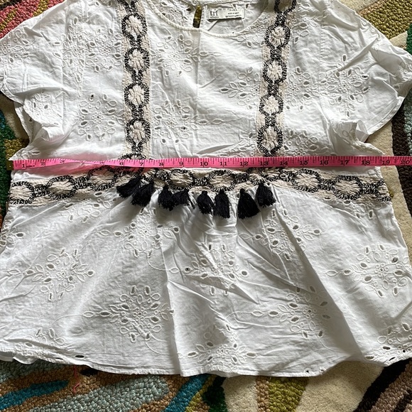 Zara eyelet top - Picture 4 of 5